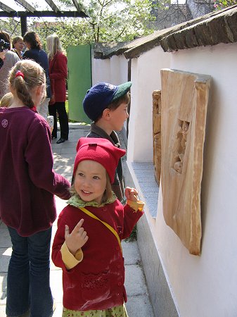 Mami, pojď se kouknout...